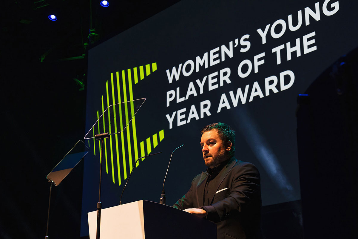 Award Shows Women Young Player of the Year