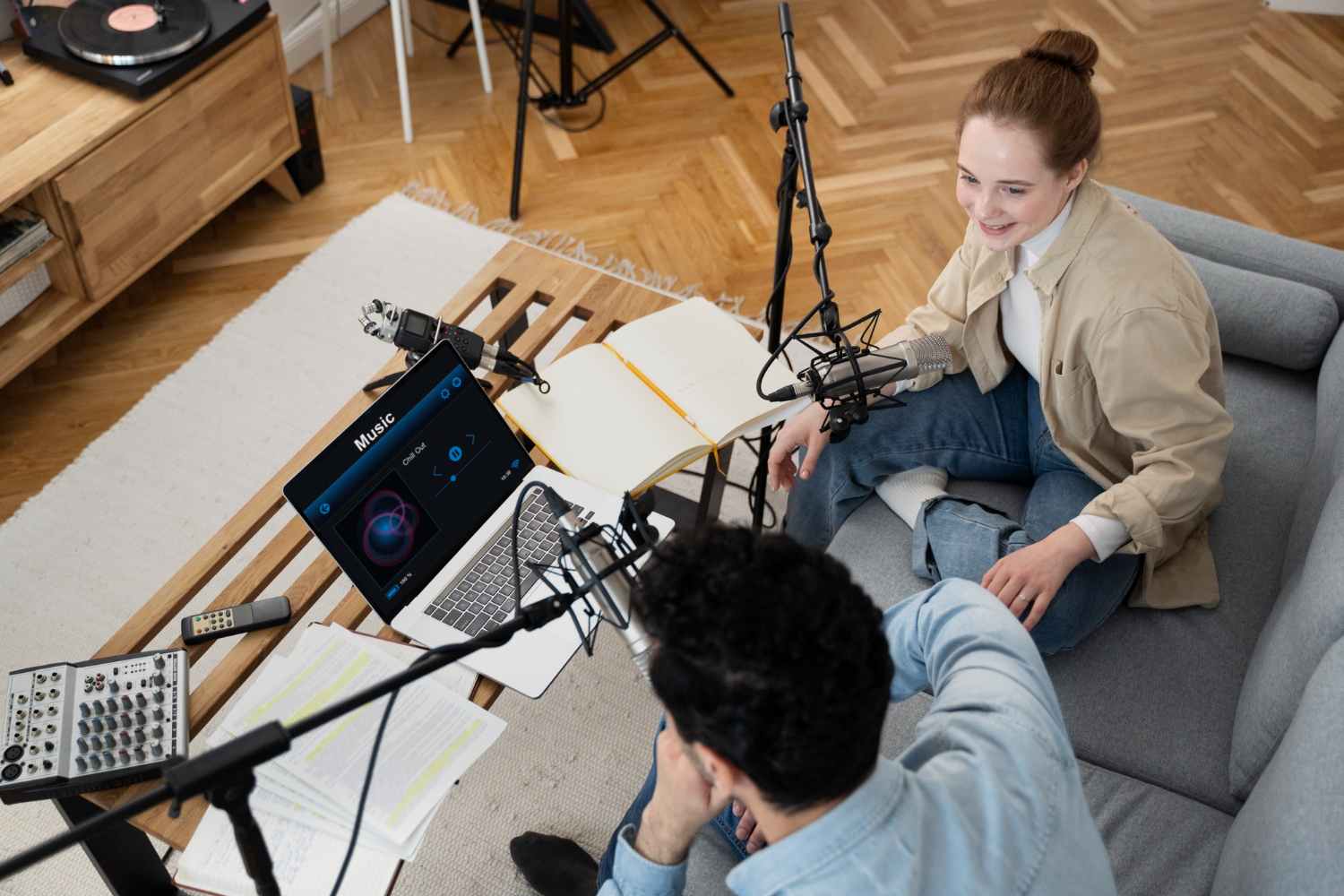 Short-Term vs Long-Term Audiovisual Equipment Rental